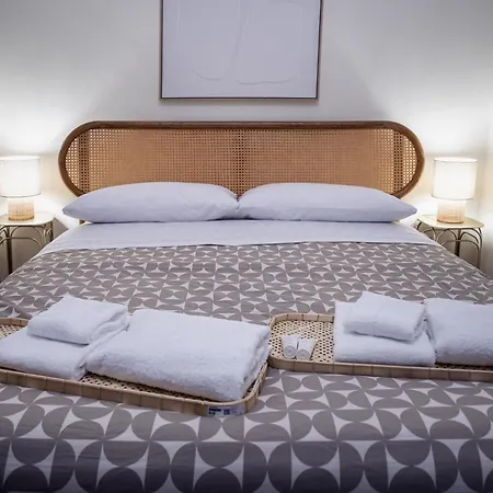 Small Luxury In Centro Storico 파르마