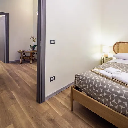Small Luxury In Centro Storico * Parma