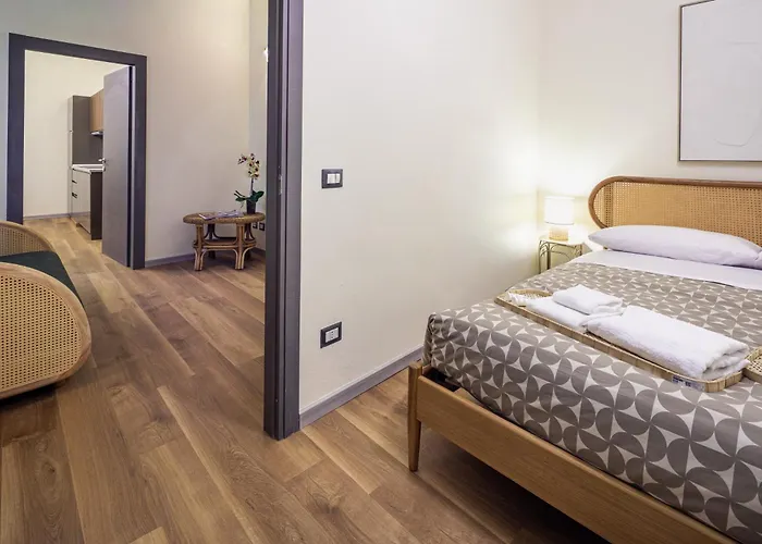 Small Luxury In Centro Storico * 파르마